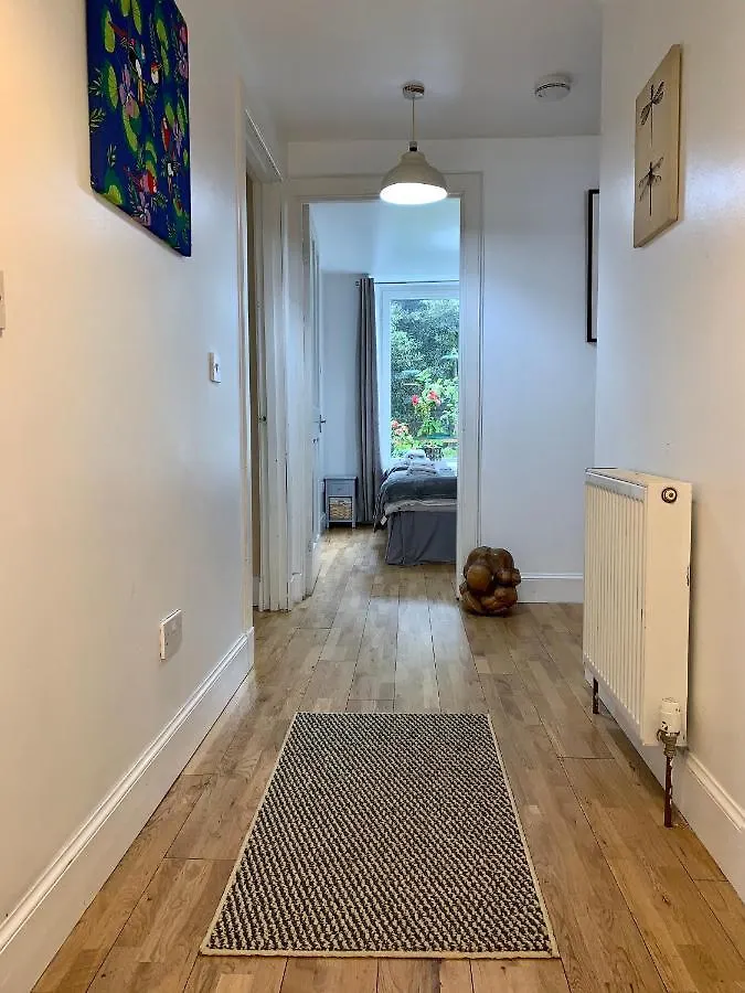 Charming 5-Bed Apartment In 爱丁堡